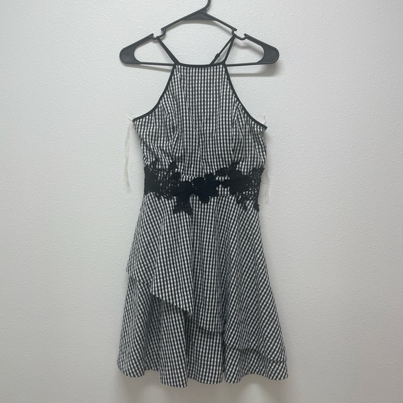 Speechless Dresses & Skirts - Speechless Black and White Gingham women’s Dress. Size M